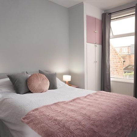 Lovely City Town House With Free Parking Sleeps 2 To 6 Guests Γιορκ Εξωτερικό φωτογραφία