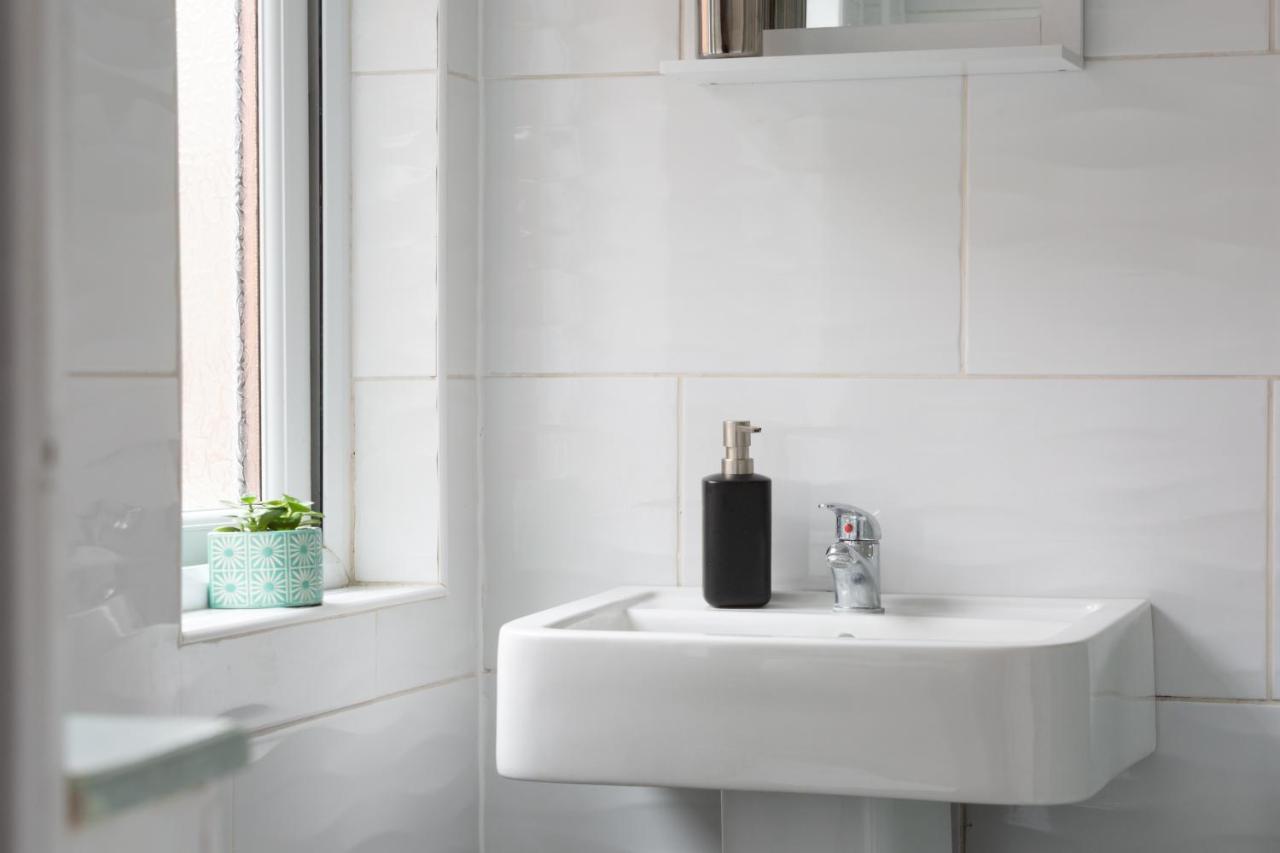 Lovely City Town House With Free Parking Sleeps 2 To 6 Guests Γιορκ Εξωτερικό φωτογραφία