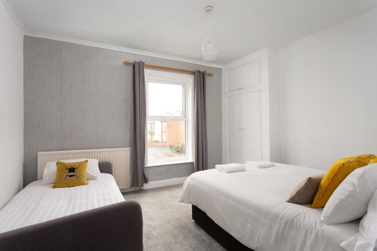 Lovely City Town House With Free Parking Sleeps 2 To 6 Guests Γιορκ Εξωτερικό φωτογραφία