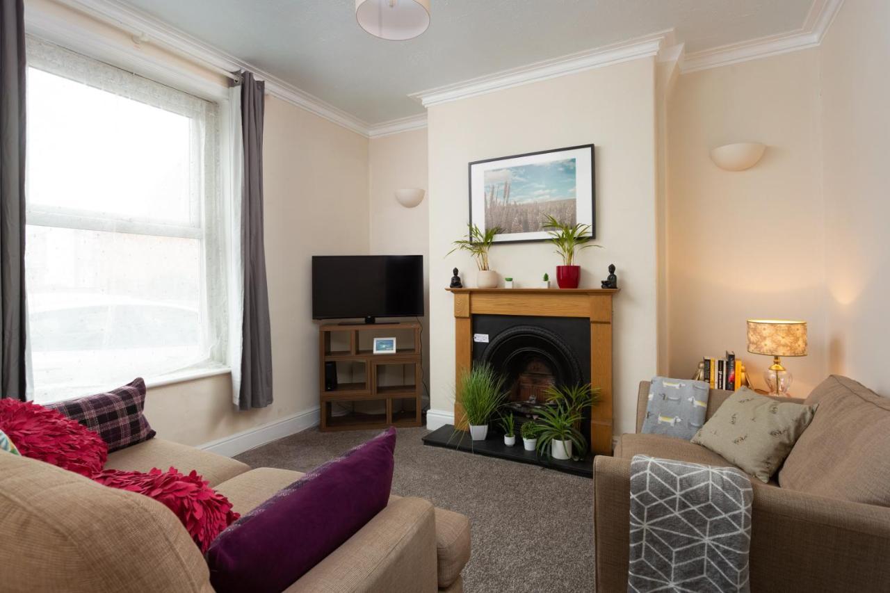 Lovely City Town House With Free Parking Sleeps 2 To 6 Guests Γιορκ Εξωτερικό φωτογραφία