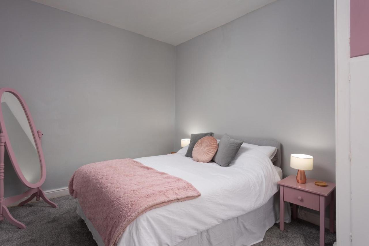 Lovely City Town House With Free Parking Sleeps 2 To 6 Guests Γιορκ Εξωτερικό φωτογραφία